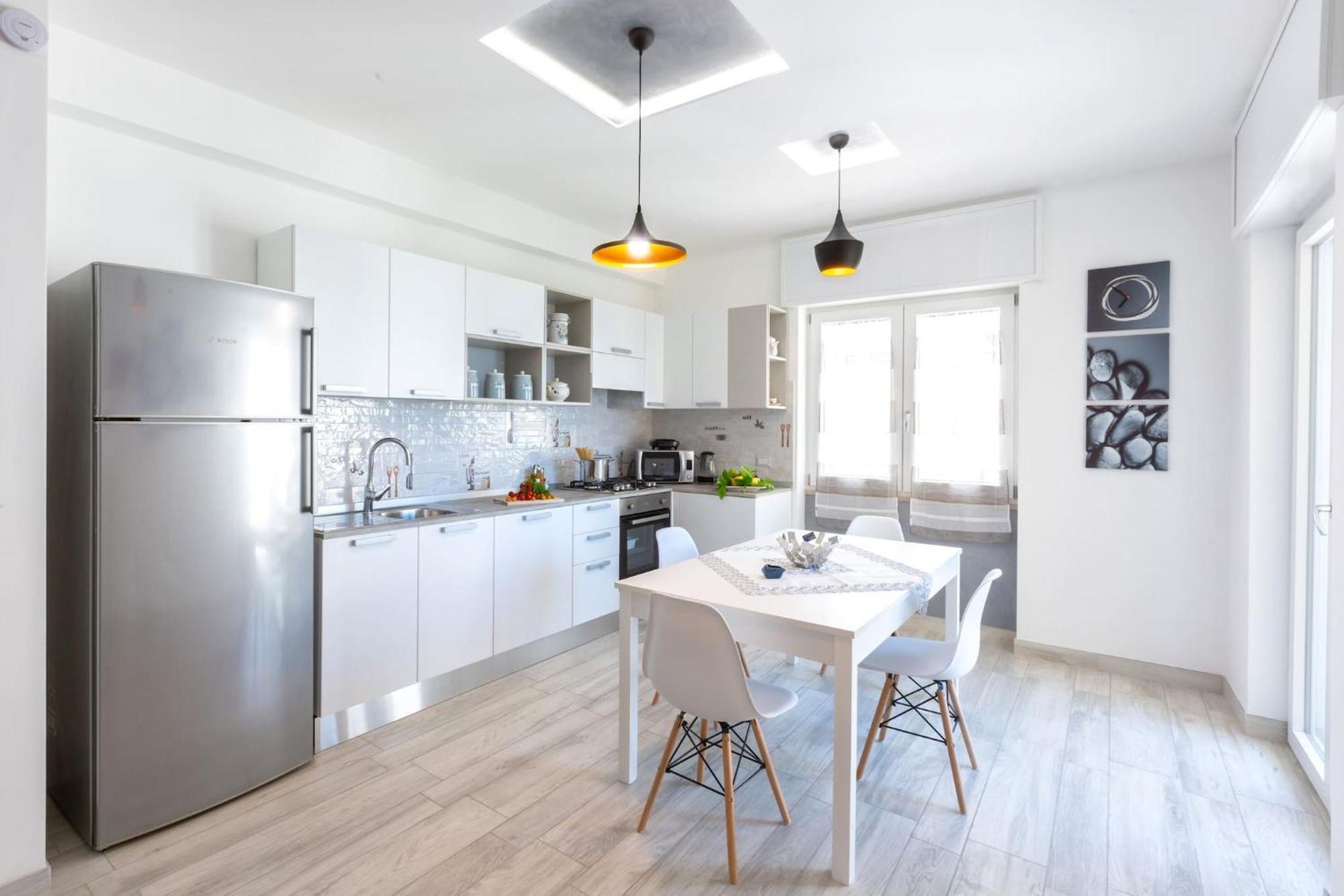 Sorrentovibes - New & Stylish Two Bedroom Apartment With Balconies 外观 照片